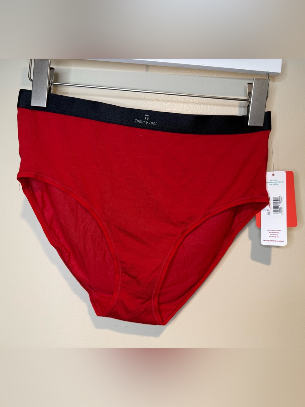 Tommy John Women's Second Skin Underwear haute red size medium